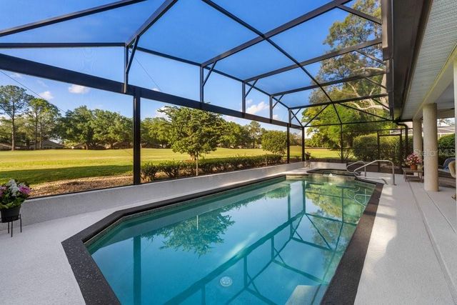 5019 GREENBRIAR TRAIL, Mount Dora, FL 32757