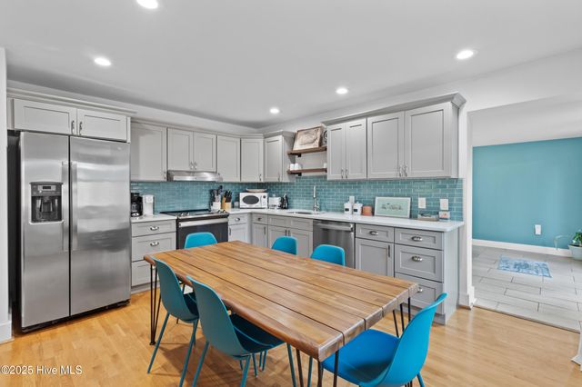 424 Keziah Street, Oak Island, NC 28465