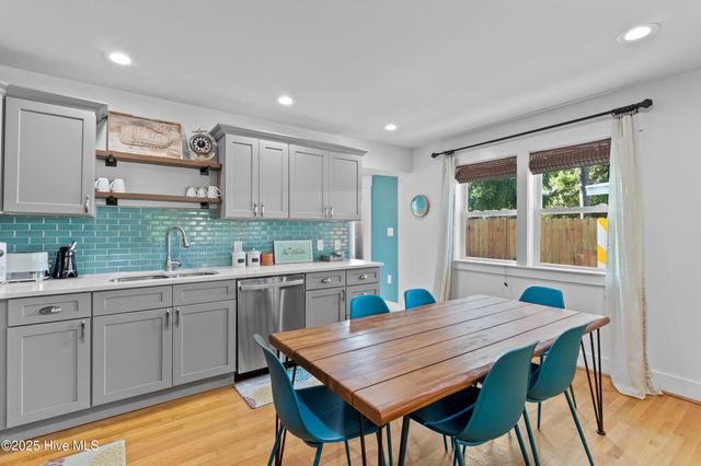 424 Keziah Street, Oak Island, NC 28465