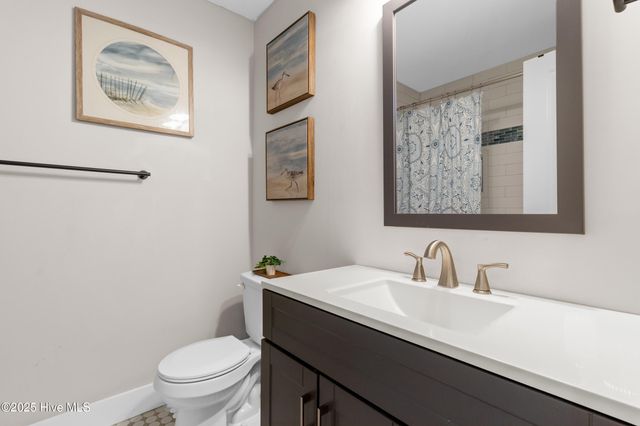 424 Keziah Street, Oak Island, NC 28465