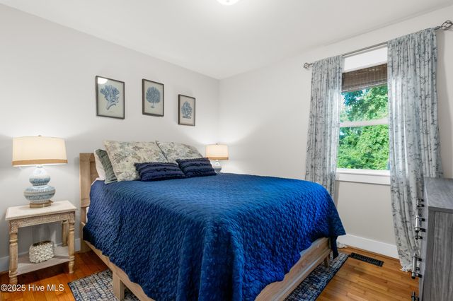 424 Keziah Street, Oak Island, NC 28465