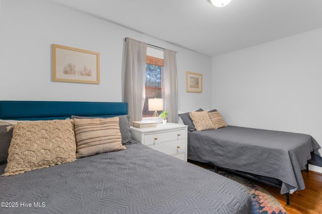 424 Keziah Street, Oak Island, NC 28465