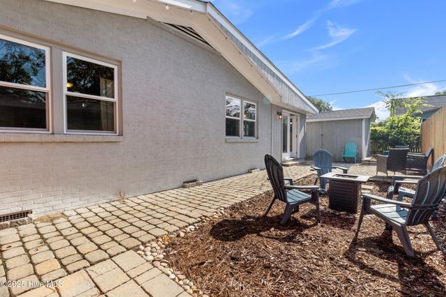 424 Keziah Street, Oak Island, NC 28465