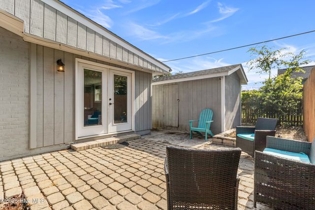 424 Keziah Street, Oak Island, NC 28465