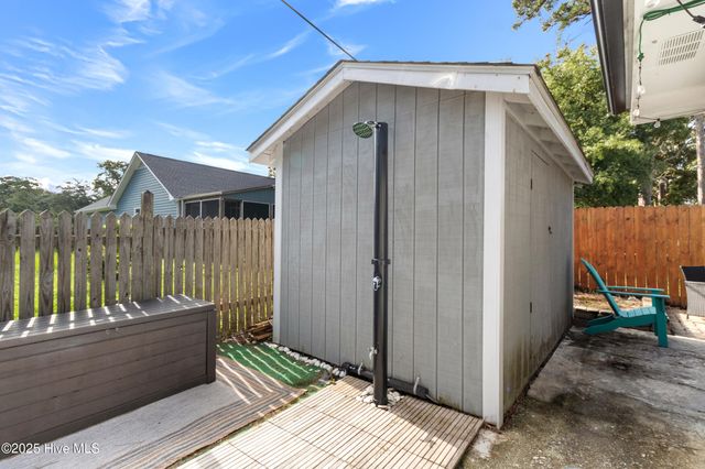 424 Keziah Street, Oak Island, NC 28465