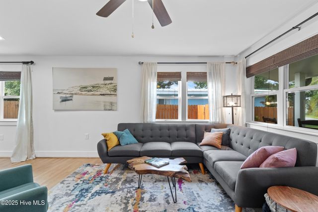 424 Keziah Street, Oak Island, NC 28465