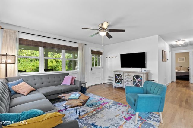 424 Keziah Street, Oak Island, NC 28465