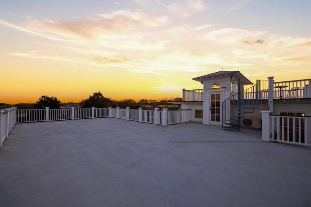 2871 Ion Avenue, Sullivans Island, SC 29482