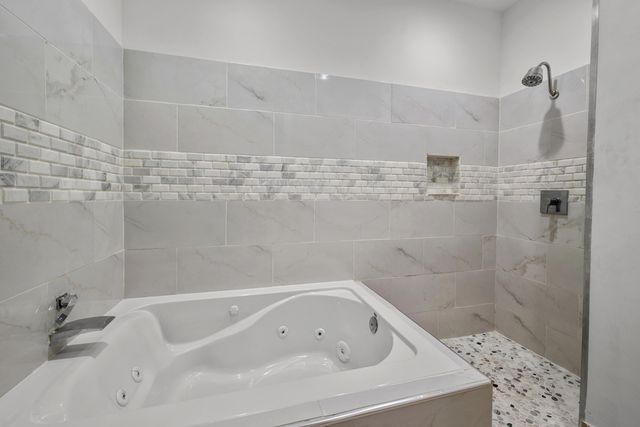 22675 Meridiana Drive, Boca Raton, FL 33433