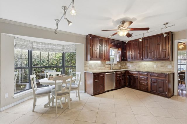 1115 Wiltshire Drive, Carrollton, TX 75007