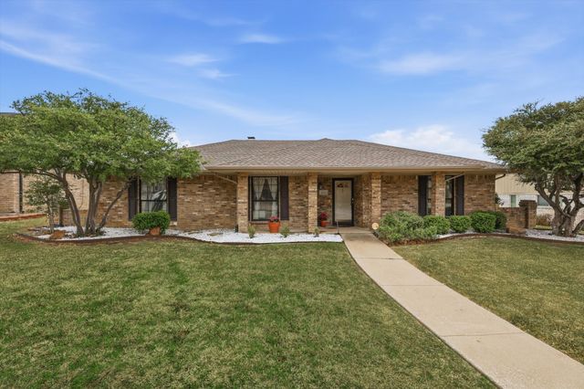 1115 Wiltshire Drive, Carrollton, TX 75007