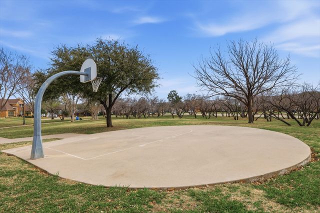 1115 Wiltshire Drive, Carrollton, TX 75007