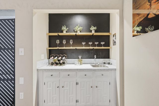 1115 Wiltshire Drive, Carrollton, TX 75007