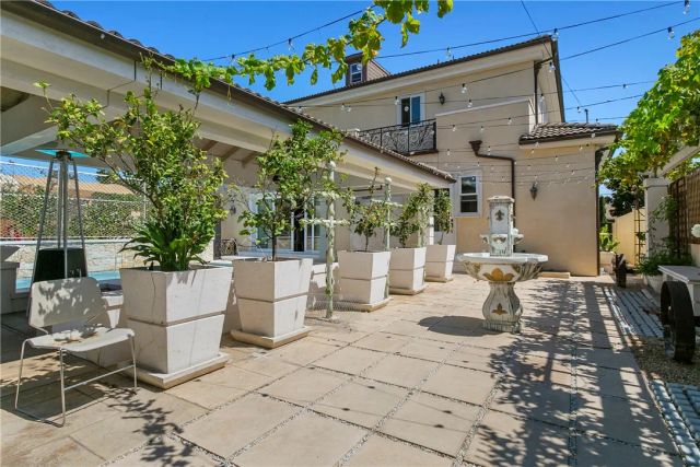 11425 178th Street, Artesia, CA 90701