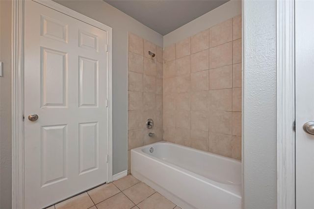 7816 Stoneyway Drive, Houston, TX 77040