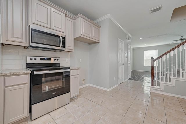 7816 Stoneyway Drive, Houston, TX 77040