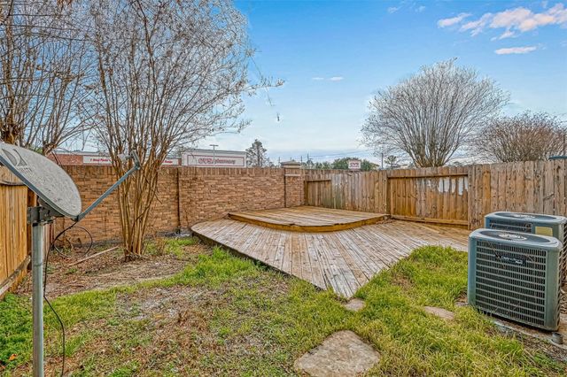 7816 Stoneyway Drive, Houston, TX 77040