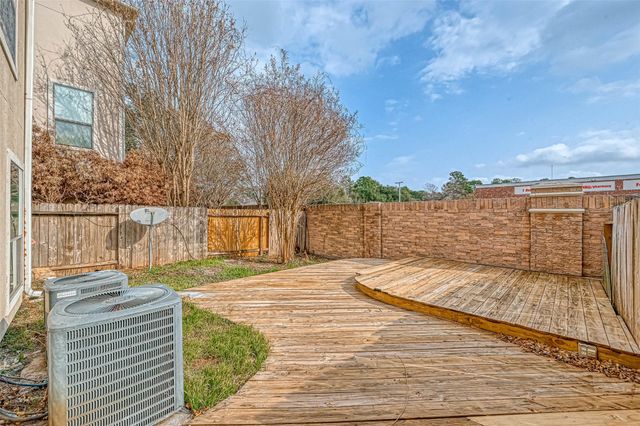 7816 Stoneyway Drive, Houston, TX 77040