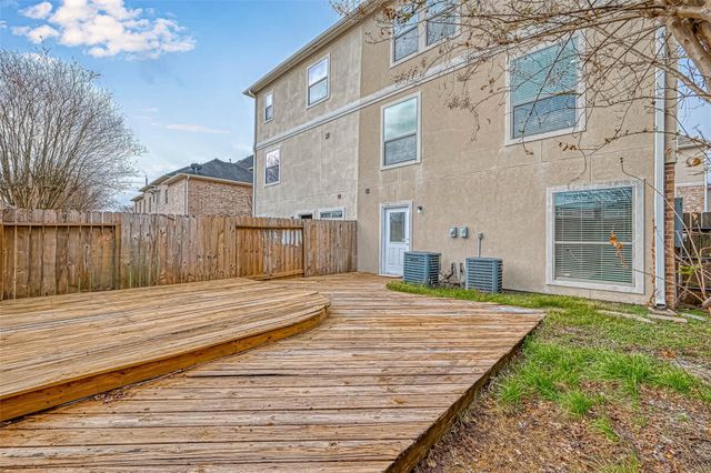 7816 Stoneyway Drive, Houston, TX 77040