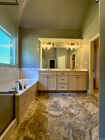 225 BlueBell Court, Hot Springs, AR 71901