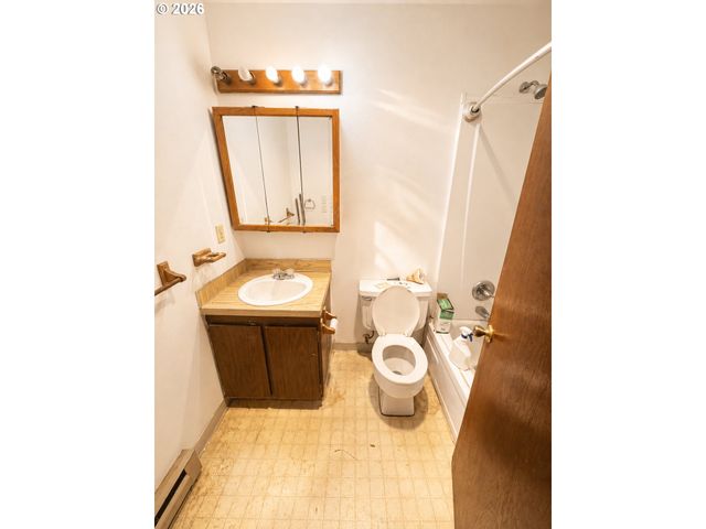 3182 Ne 16TH St, Gresham, OR 97030