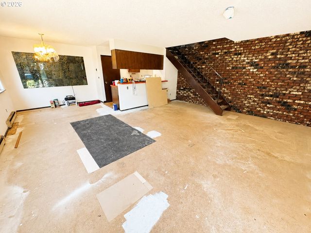 3182 Ne 16TH St, Gresham, OR 97030