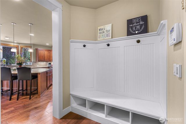 10082 240th Avenue NE, Redmond, WA 98053