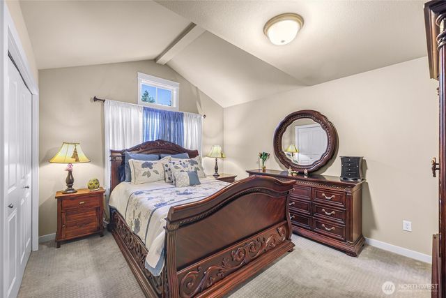 10082 240th Avenue NE, Redmond, WA 98053