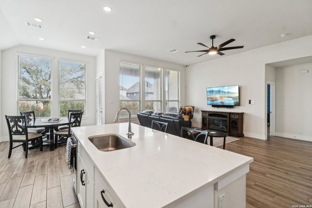 1643 HOUGHTON, Bulverde, TX 78163