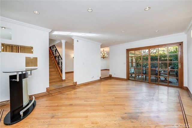 10214 Larwin Ave 7, Chatsworth, CA 91311