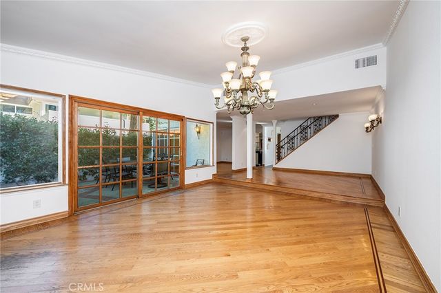 10214 Larwin Ave 7, Chatsworth, CA 91311