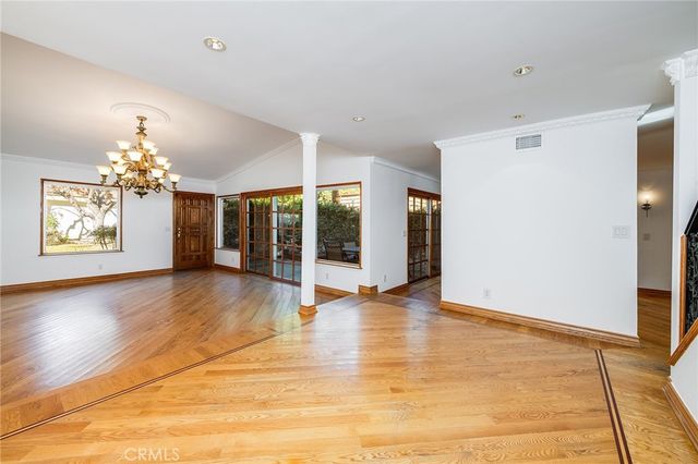 10214 Larwin Ave 7, Chatsworth, CA 91311