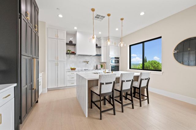 3271 Woodleigh Ln, Cameron Park, CA 95682