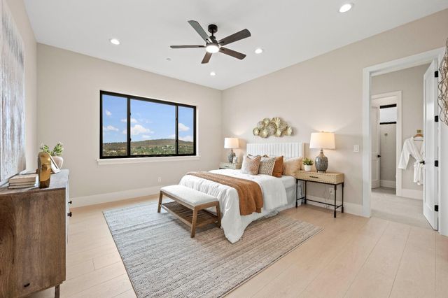 3271 Woodleigh Ln, Cameron Park, CA 95682