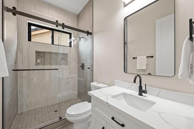 3271 Woodleigh Ln, Cameron Park, CA 95682