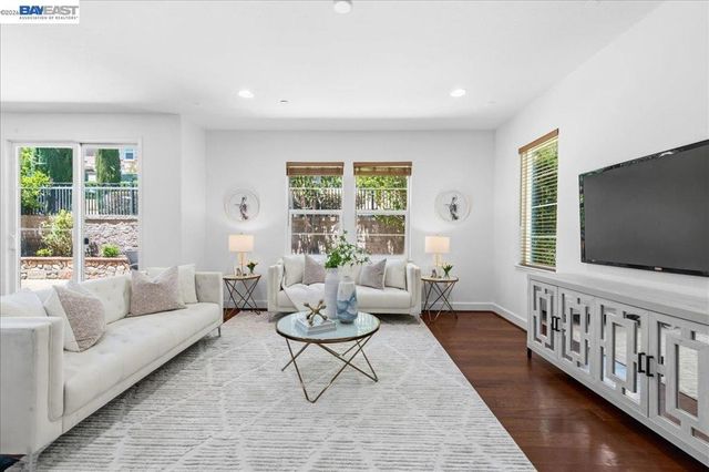 3373 Araldi Ln, Dublin, CA 94568