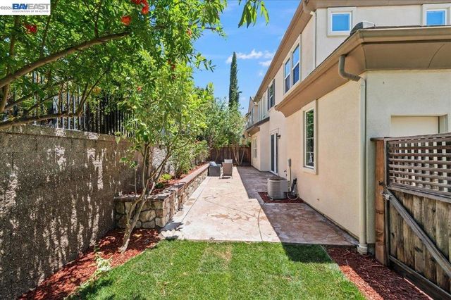 3373 Araldi Ln, Dublin, CA 94568