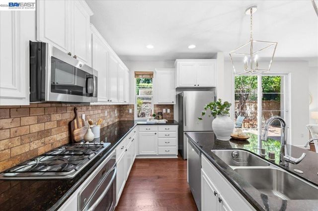 3373 Araldi Ln, Dublin, CA 94568