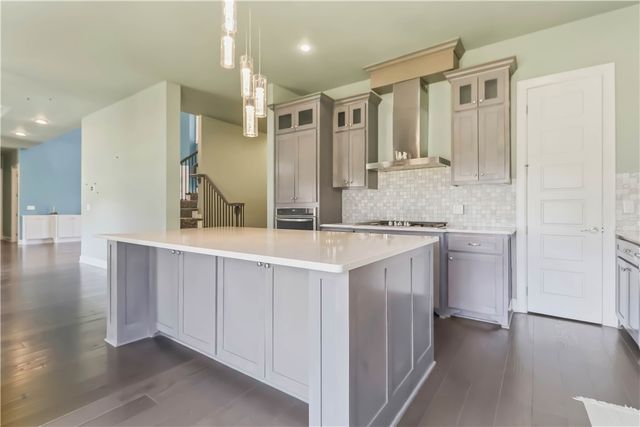 4606 SW Barton Street, Bentonville, AR 72713