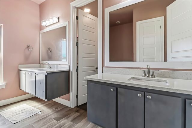 4606 SW Barton Street, Bentonville, AR 72713
