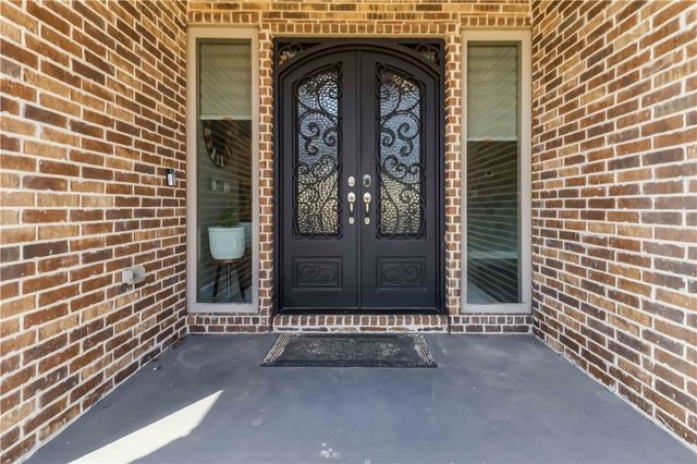 4606 SW Barton Street, Bentonville, AR 72713
