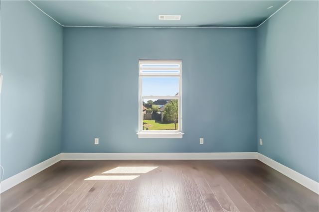 4606 SW Barton Street, Bentonville, AR 72713