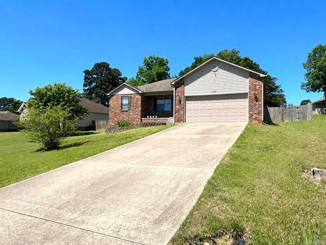 1402 Roes Rdg, Heber Springs, AR 72543