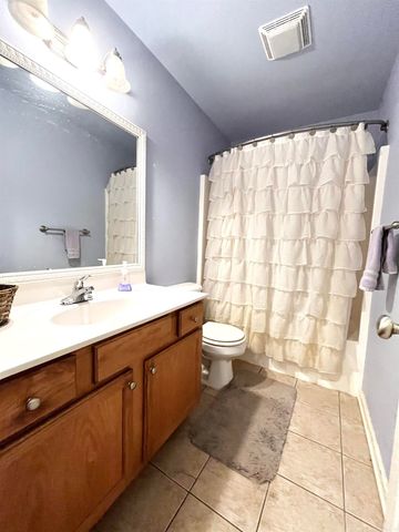 1402 Roes Rdg, Heber Springs, AR 72543