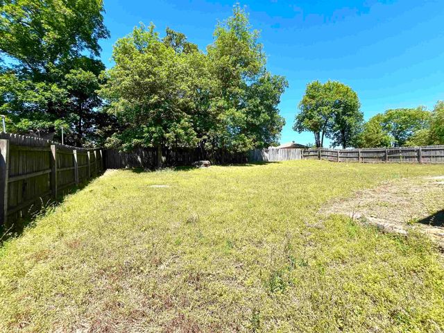 1402 Roes Rdg, Heber Springs, AR 72543