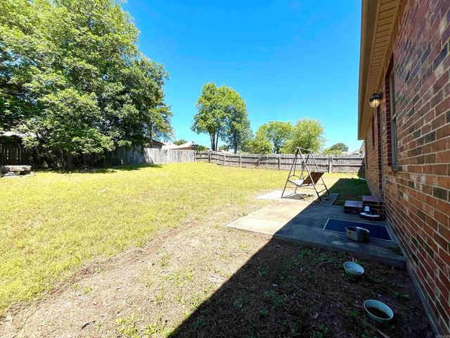 1402 Roes Rdg, Heber Springs, AR 72543