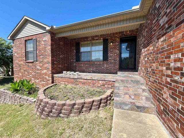 1402 Roes Rdg, Heber Springs, AR 72543