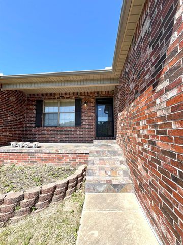 1402 Roes Rdg, Heber Springs, AR 72543
