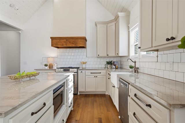 2108 Fort Avenue, Waco, TX 76707