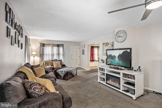 2276 WINSLOW RD, Williamstown, NJ 08094